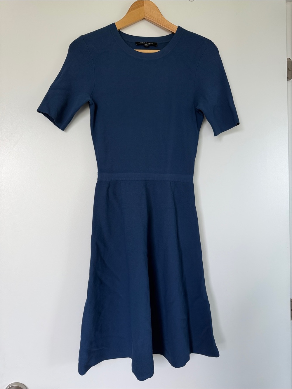 Judith & Charles Blue Short Sleeved Skater Dress Stretch